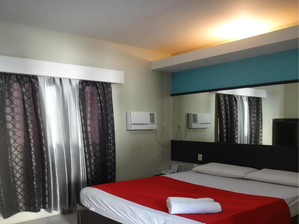 ไฮลีเกสท์เฮาส์ Hotel General Santos City ภายนอก รูปภาพ